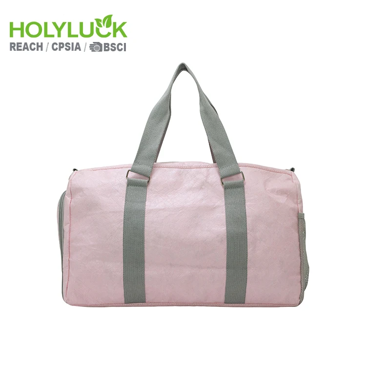 Wholesale Customized Outdoor Travel Gym Sport Barrel Washable Kraft Paper Duffle Bag with Shoe Compartment